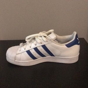 Adidas, superstar